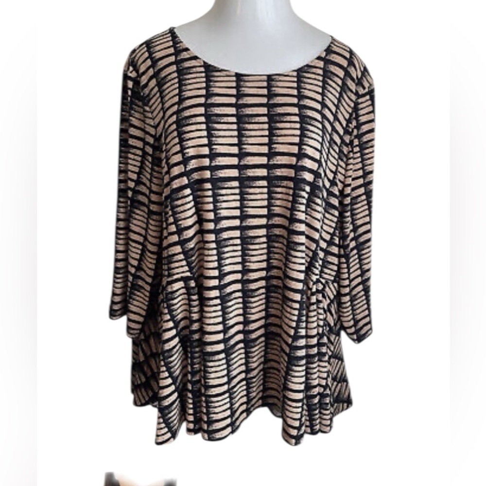 ALFANI PLUS Size 4X a woman’s Top
